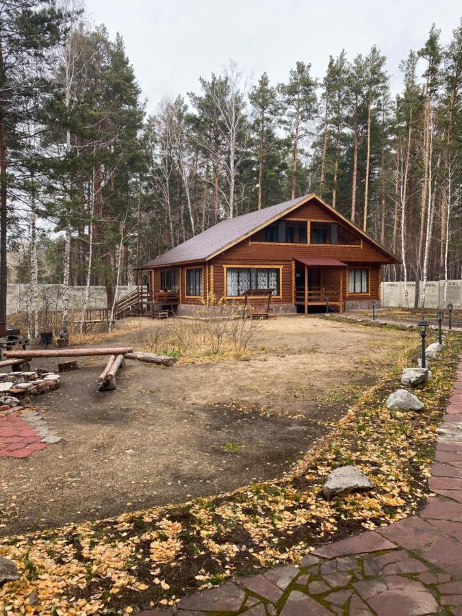 Forest And Lake Борово Екстериор снимка